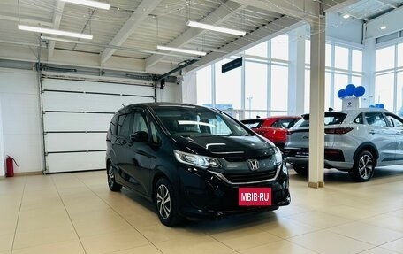 Honda Freed II, 2019 год, 1 869 000 рублей, 8 фотография