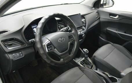 Hyundai Solaris II рестайлинг, 2021 год, 1 100 000 рублей, 10 фотография