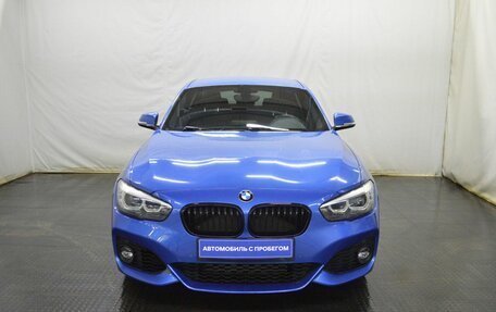 BMW 1 серия, 2018 год, 2 400 000 рублей, 2 фотография