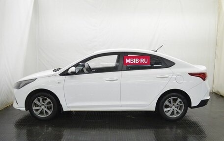 Hyundai Solaris II рестайлинг, 2021 год, 1 100 000 рублей, 8 фотография