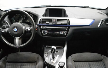 BMW 1 серия, 2018 год, 2 400 000 рублей, 14 фотография