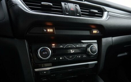 Mazda 6, 2018 год, 1 870 000 рублей, 10 фотография