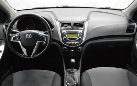 Hyundai Solaris II рестайлинг, 2012 год, 570 000 рублей, 14 фотография