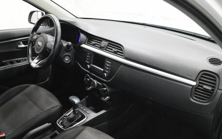 KIA Rio IV, 2018 год, 1 300 000 рублей, 12 фотография