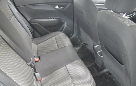 KIA Rio IV, 2018 год, 1 300 000 рублей, 13 фотография