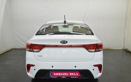 KIA Rio IV, 2018 год, 1 300 000 рублей, 6 фотография