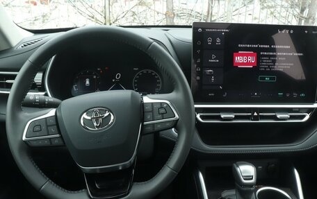 Toyota Highlander, 2026 год, 5 880 000 рублей, 12 фотография