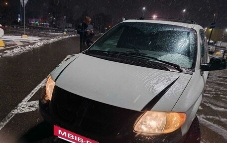 Dodge Caravan IV, 2002 год, 170 000 рублей, 8 фотография