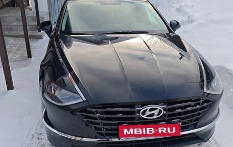 Hyundai Sonata VIII, 2021 год, 2 450 000 рублей, 1 фотография