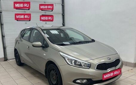KIA cee'd III, 2013 год, 980 000 рублей, 2 фотография
