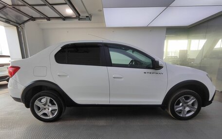 Renault Logan II, 2022 год, 1 299 000 рублей, 5 фотография