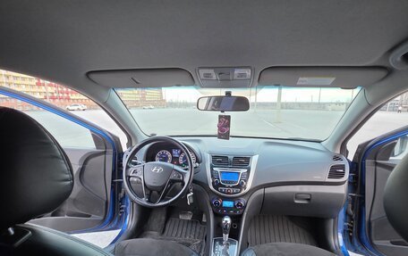 Hyundai Solaris II рестайлинг, 2012 год, 900 000 рублей, 12 фотография