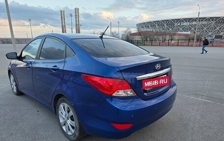 Hyundai Solaris II рестайлинг, 2012 год, 900 000 рублей, 7 фотография