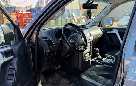 Toyota Land Cruiser Prado 150 рестайлинг 2, 2021 год, 5 870 000 рублей, 4 фотография