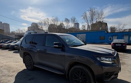 Toyota Land Cruiser Prado 150 рестайлинг 2, 2021 год, 5 870 000 рублей, 2 фотография