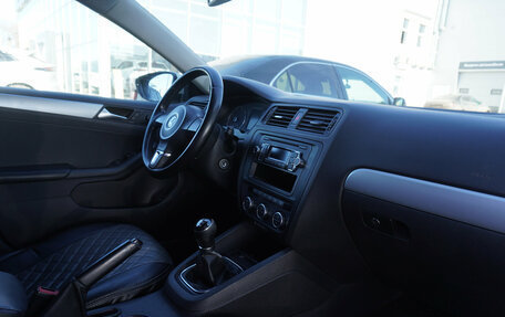 Volkswagen Jetta VI, 2012 год, 925 000 рублей, 19 фотография