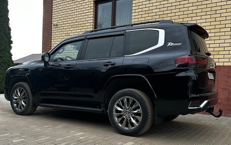 Toyota Land Cruiser, 2022 год, 11 000 000 рублей, 4 фотография