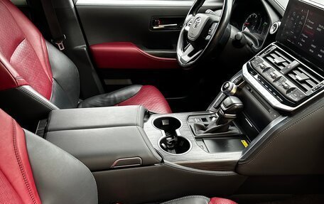 Toyota Land Cruiser, 2022 год, 11 000 000 рублей, 7 фотография