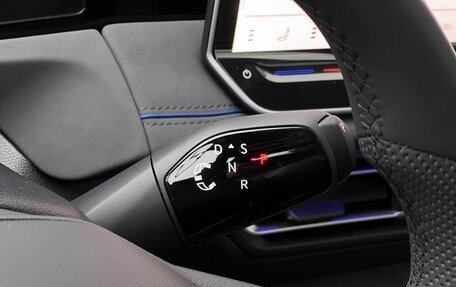 Volkswagen Tiguan, 2026 год, 4 890 000 рублей, 14 фотография