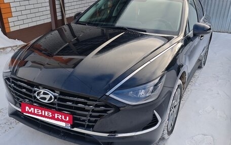 Hyundai Sonata VIII, 2021 год, 2 450 000 рублей, 2 фотография