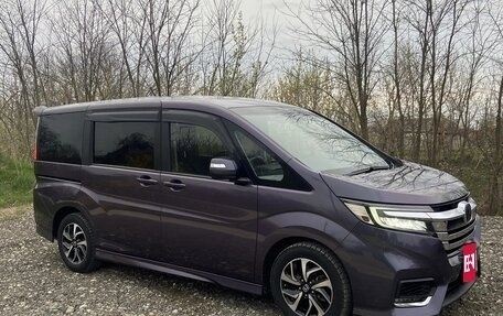 Honda Stepwgn IV, 2017 год, 2 200 000 рублей, 15 фотография