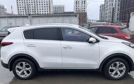 KIA Sportage IV рестайлинг, 2021 год, 2 770 000 рублей, 3 фотография