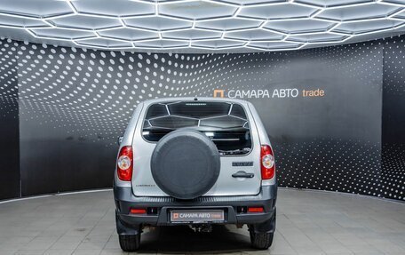 Chevrolet Niva I рестайлинг, 2017 год, 840 000 рублей, 10 фотография