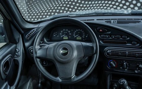 Chevrolet Niva I рестайлинг, 2017 год, 840 000 рублей, 13 фотография