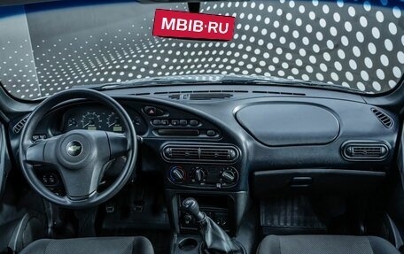 Chevrolet Niva I рестайлинг, 2017 год, 840 000 рублей, 14 фотография