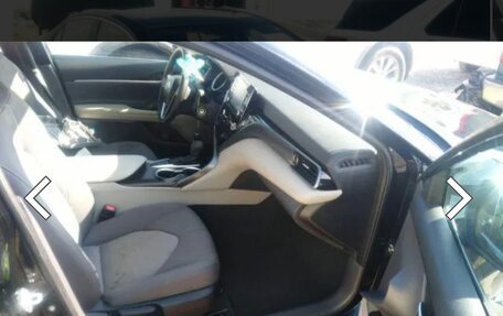 Toyota Camry, 2022 год, 3 160 000 рублей, 10 фотография