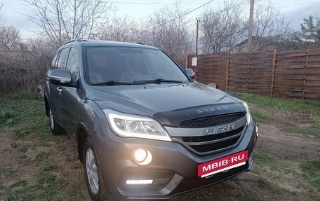 Lifan X60 I рестайлинг, 2016 год, 750 000 рублей, 17 фотография