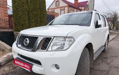Nissan Pathfinder, 2012 год, 1 900 000 рублей, 2 фотография