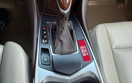 Cadillac SRX II рестайлинг, 2014 год, 1 490 000 рублей, 13 фотография