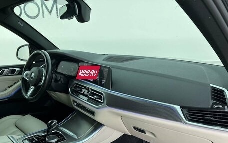 BMW X5, 2019 год, 7 500 000 рублей, 14 фотография