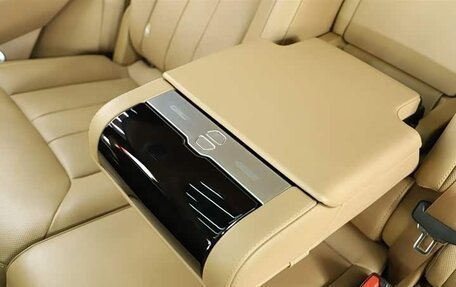 Land Rover Range Rover IV рестайлинг, 2024 год, 16 333 707 рублей, 14 фотография