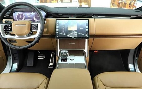 Land Rover Range Rover IV рестайлинг, 2024 год, 16 333 707 рублей, 23 фотография