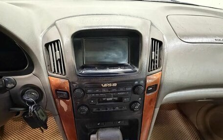 Lexus RX IV рестайлинг, 1999 год, 627 000 рублей, 9 фотография