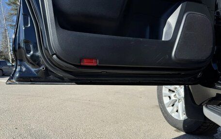 Toyota Land Cruiser Prado 150 рестайлинг 2, 2014 год, 3 355 000 рублей, 20 фотография