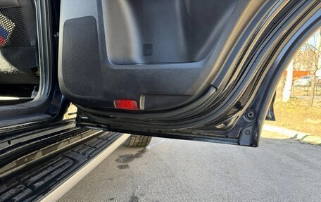 Toyota Land Cruiser Prado 150 рестайлинг 2, 2014 год, 3 355 000 рублей, 18 фотография