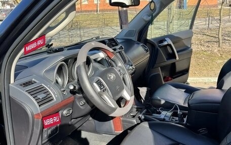 Toyota Land Cruiser Prado 150 рестайлинг 2, 2014 год, 3 355 000 рублей, 8 фотография