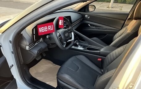 Hyundai Elantra, 2022 год, 1 700 009 рублей, 8 фотография