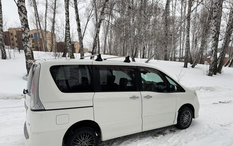 Nissan Serena IV, 2011 год, 1 200 000 рублей, 2 фотография