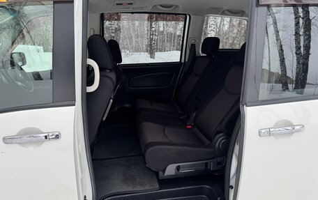 Nissan Serena IV, 2011 год, 1 200 000 рублей, 14 фотография