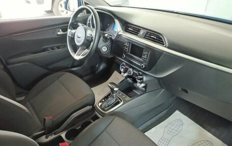 KIA Rio IV, 2021 год, 1 645 000 рублей, 9 фотография