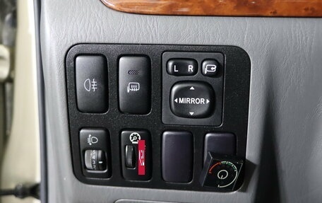 Toyota Land Cruiser Prado 120 рестайлинг, 2007 год, 1 999 990 рублей, 16 фотография