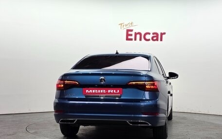 Volkswagen Jetta VII, 2022 год, 1 920 000 рублей, 4 фотография