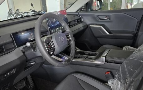 Toyota RAV4, 2026 год, 4 500 000 рублей, 8 фотография