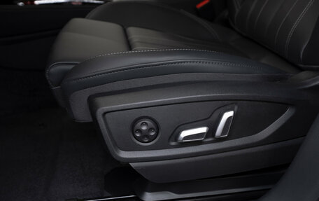 Audi Q5, 2025 год, 6 150 000 рублей, 24 фотография