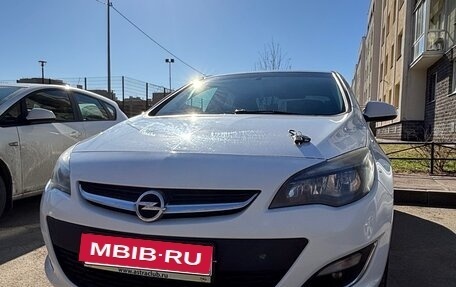 Opel Astra J, 2012 год, 700 000 рублей, 1 фотография