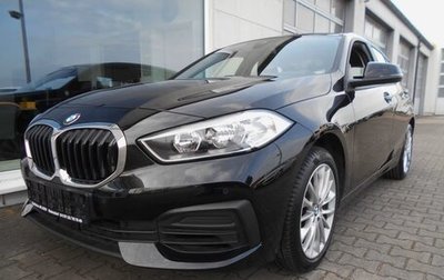 BMW 1 серия, 2022 год, 2 450 000 рублей, 1 фотография